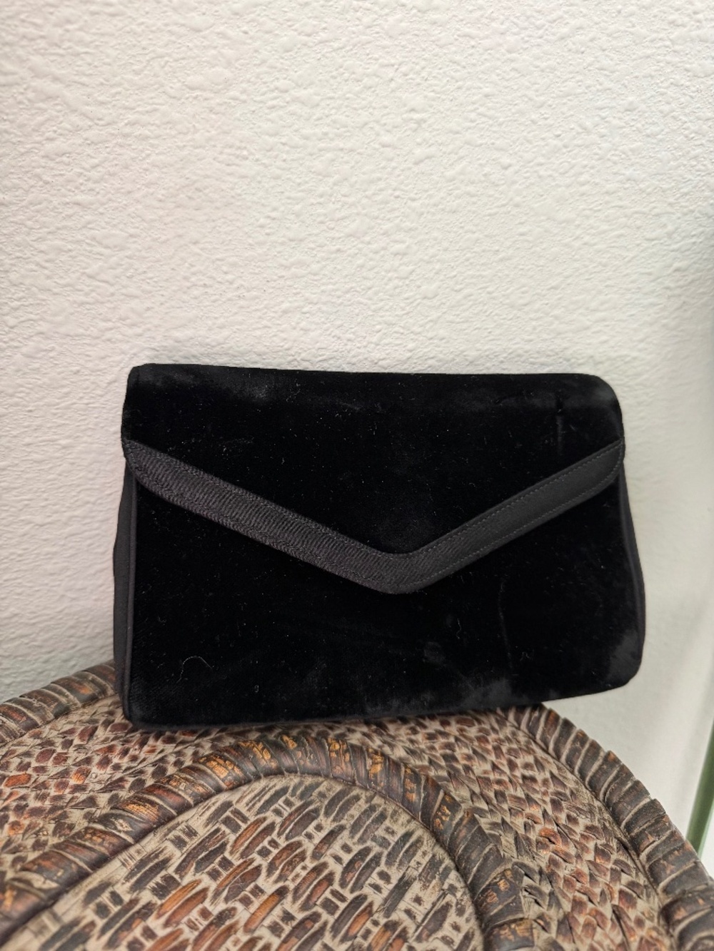 True Vintage Velvet Satin Black Clutch With Mirror